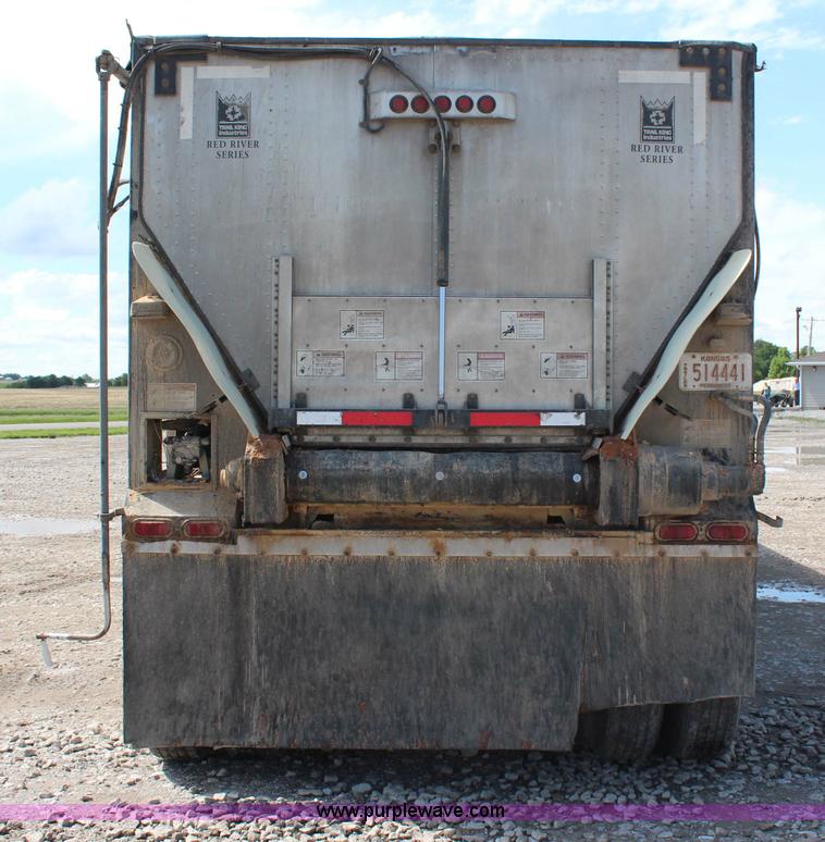 image for item G5211 2006 Trail King 42' belt trailer