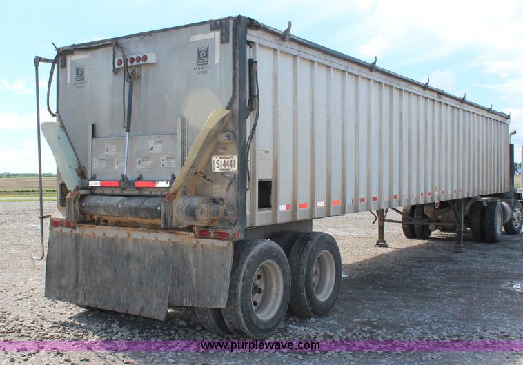 image for item G5211 2006 Trail King 42' belt trailer