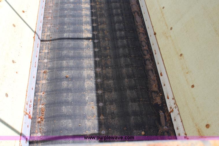 image for item G5211 2006 Trail King 42' belt trailer