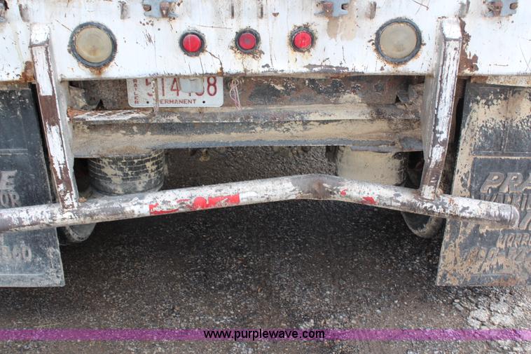 image for item G5212 1997 Wilkens 48' walking floor trailer