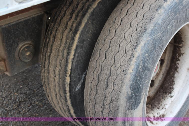 image for item G5212 1997 Wilkens 48' walking floor trailer