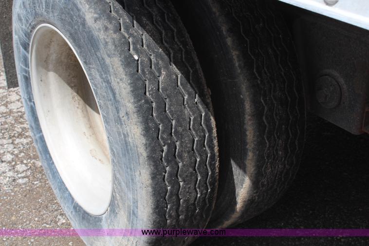 image for item G5212 1997 Wilkens 48' walking floor trailer