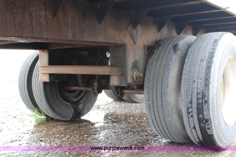 image for item G5244 2004 Trail King 48' belt trailer