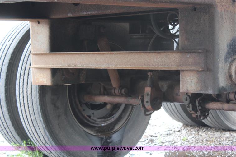 image for item G5244 2004 Trail King 48' belt trailer