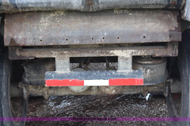 image for item G5244 2004 Trail King 48' belt trailer