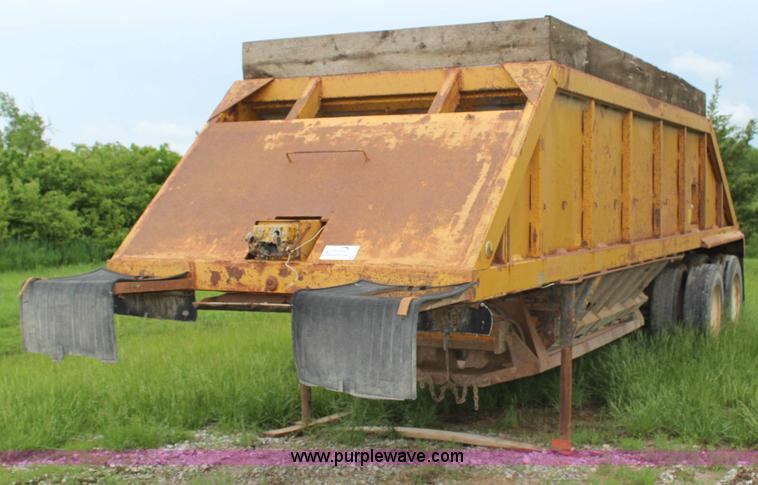 image for item G5248 1982 Ranch 27' belly dump trailer