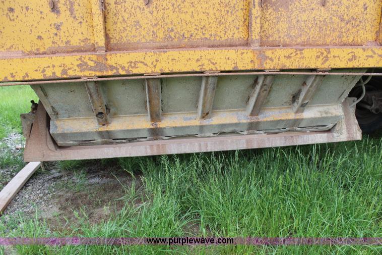 image for item G5248 1982 Ranch 27' belly dump trailer
