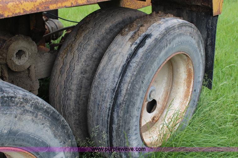 image for item G5248 1982 Ranch 27' belly dump trailer