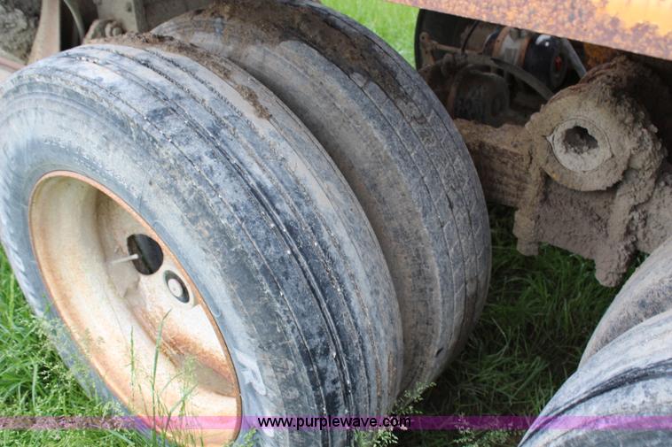 image for item G5248 1982 Ranch 27' belly dump trailer