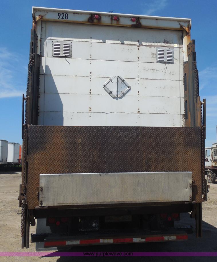 image for item H3176 2000 Great Dane dry van trailer