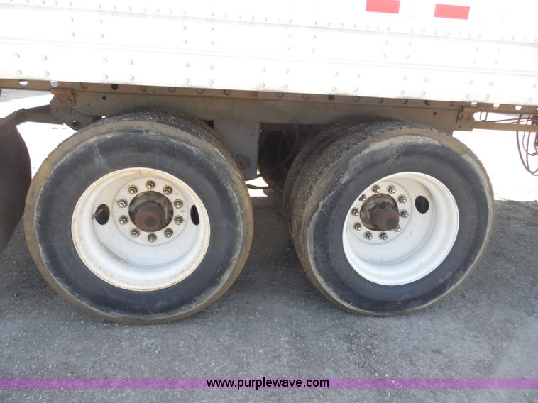 image for item H3176 2000 Great Dane dry van trailer