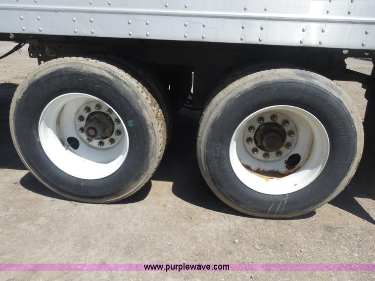 image for item H3176 2000 Great Dane dry van trailer