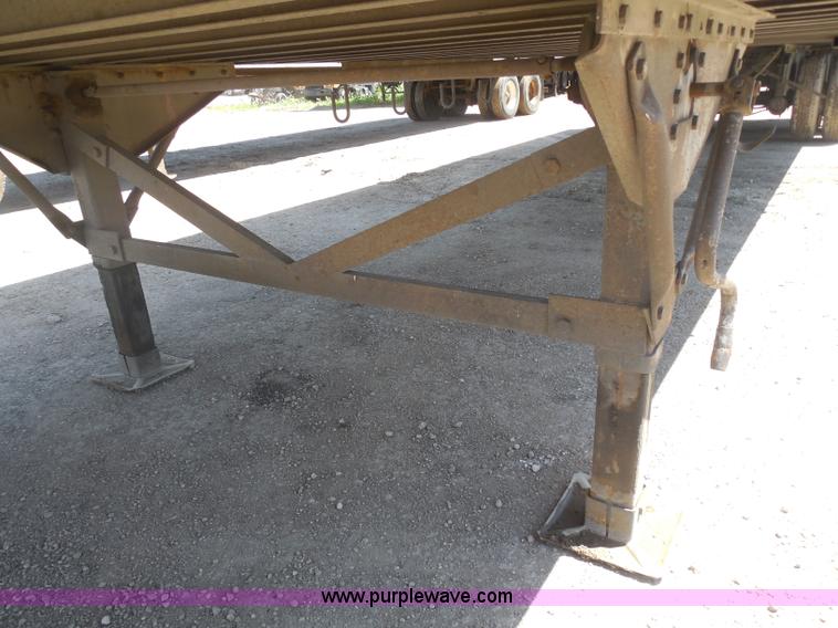 image for item H3176 2000 Great Dane dry van trailer