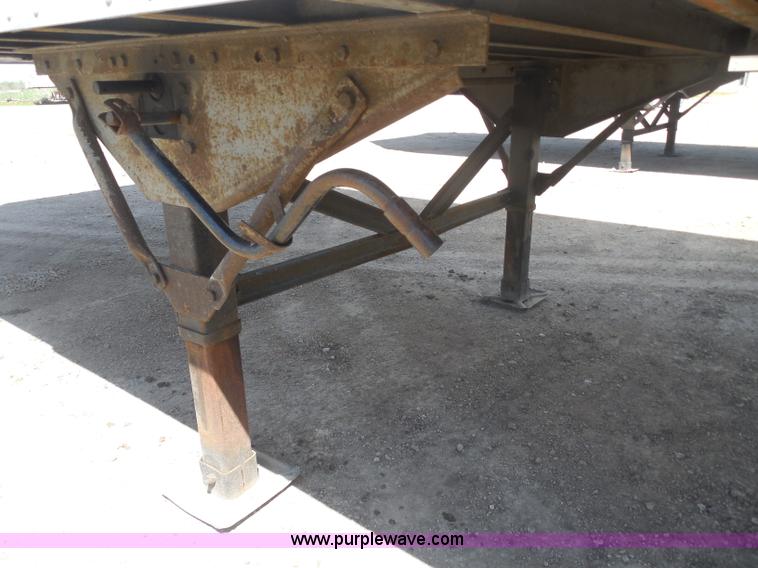 image for item H3177 2000 Great Dane dry van trailer