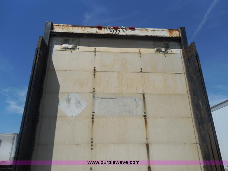 image for item H3177 2000 Great Dane dry van trailer