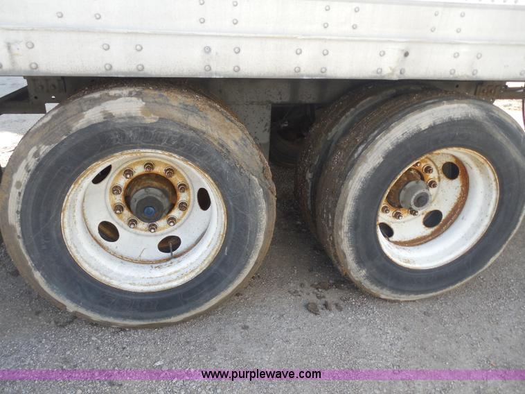 image for item H3177 2000 Great Dane dry van trailer