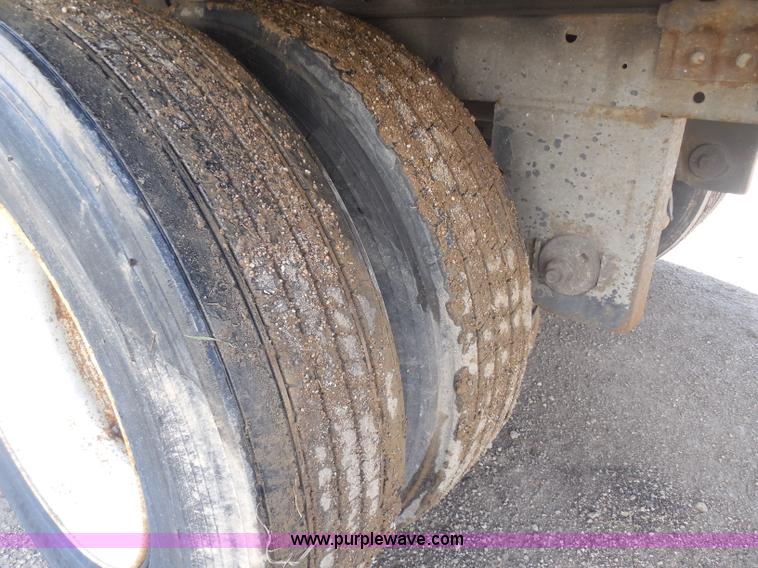 image for item H3177 2000 Great Dane dry van trailer