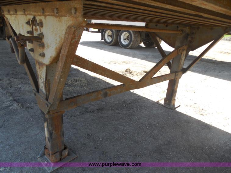 image for item H3179 1998 Great Dane dry van trailer