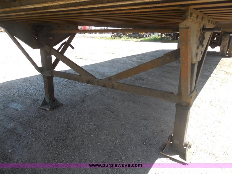 image for item H3180 1998 Great Dane dry van trailer