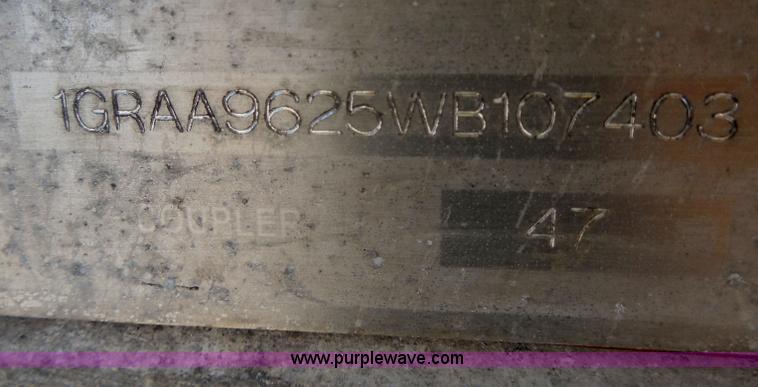 image for item H3180 1998 Great Dane dry van trailer