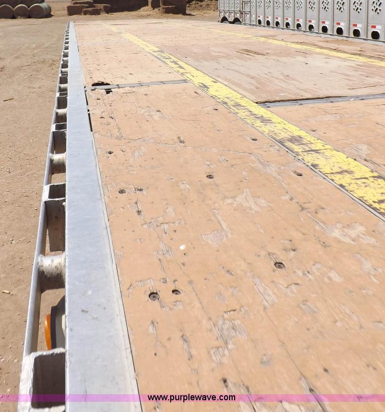 image for item H7021 1999 Wilson CF900 53' trailer