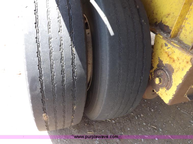 image for item H7021 1999 Wilson CF900 53' trailer