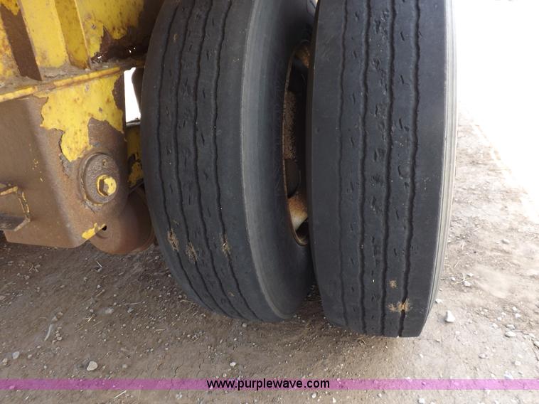 image for item H7021 1999 Wilson CF900 53' trailer