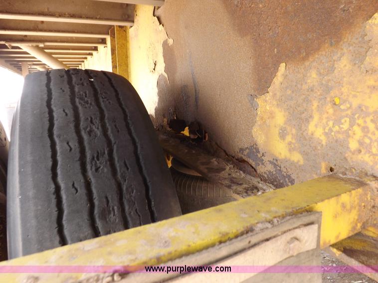 image for item H7021 1999 Wilson CF900 53' trailer