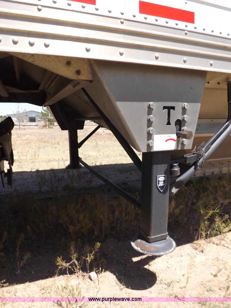 image for item H7077 2009 Timpte Super Hopper grain trailer