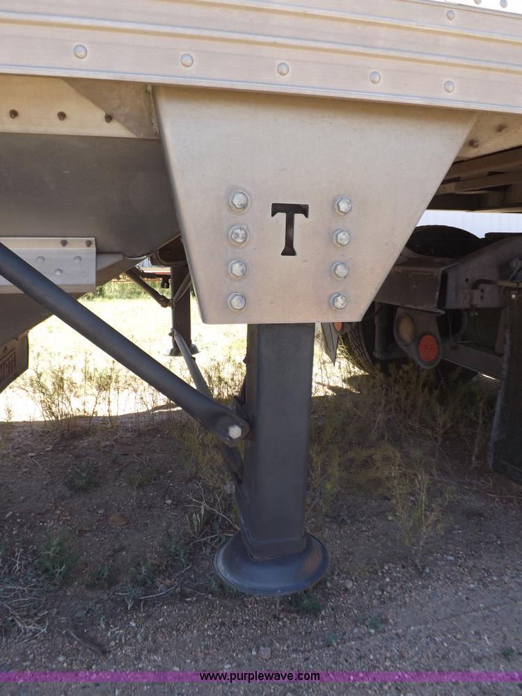 image for item H7077 2009 Timpte Super Hopper grain trailer