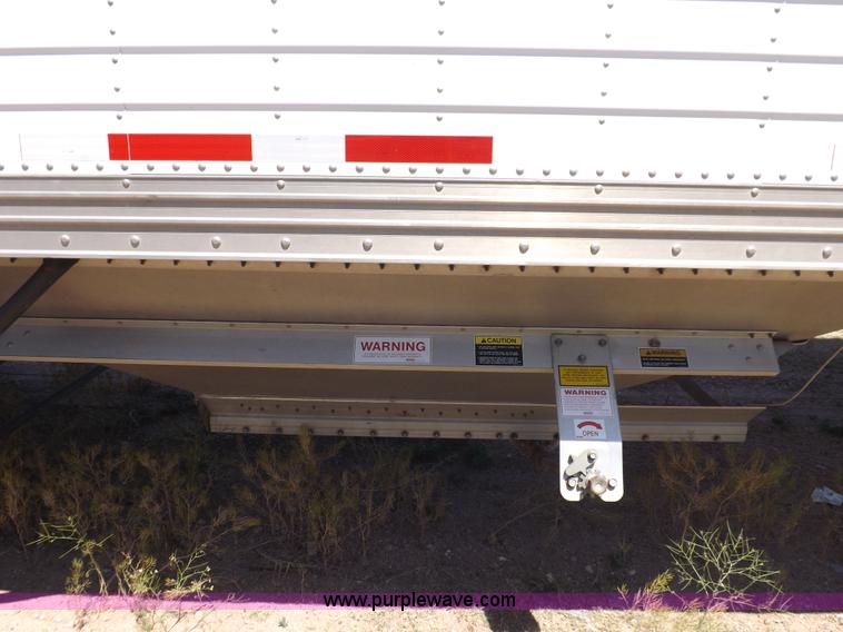 image for item H7077 2009 Timpte Super Hopper grain trailer