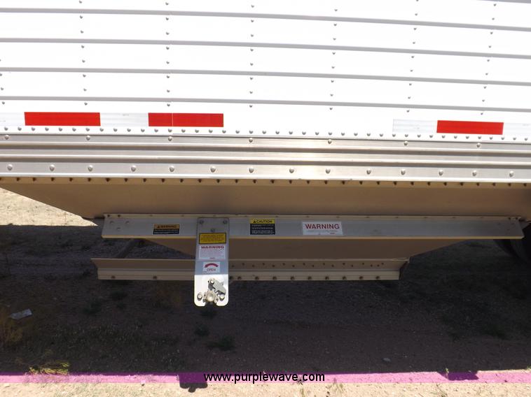 image for item H7077 2009 Timpte Super Hopper grain trailer