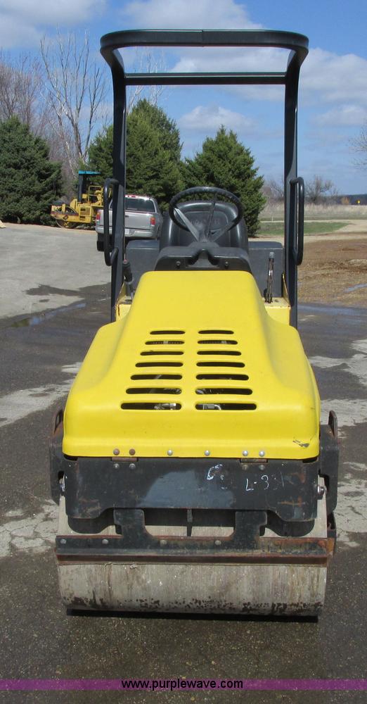 image for item A8520 1998 Wacker RD11A smooth drum roller