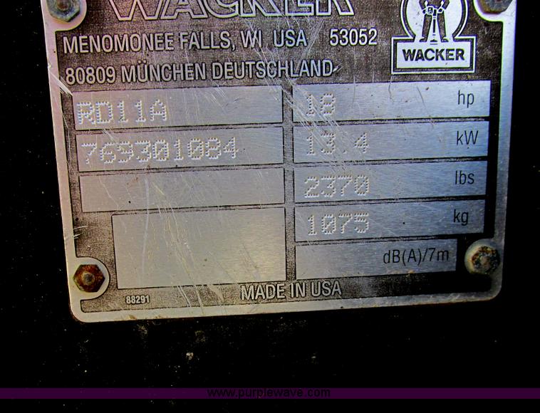 image for item A8520 1998 Wacker RD11A smooth drum roller