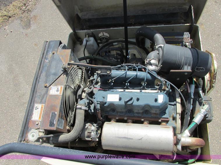 image for item A8523 2001 Ingersoll Rand DD24 vibratory roller