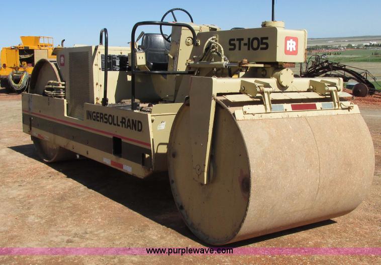 image for item A8525 1991 Ingersoll Rand ST105 static compactor