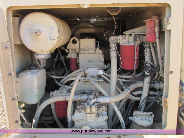 image for item A8525 1991 Ingersoll Rand ST105 static compactor