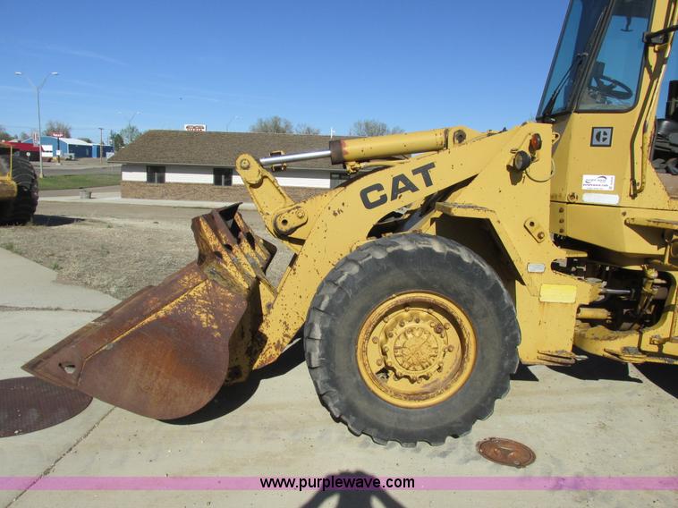 image for item A8528 1985 Caterpillar 926 Payloader wheel loader