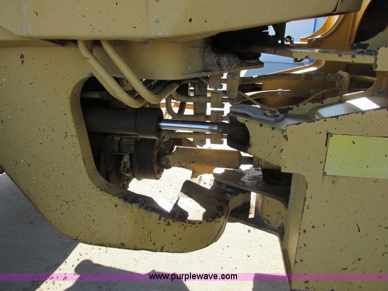 image for item A8528 1985 Caterpillar 926 Payloader wheel loader