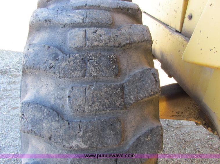 image for item A8528 1985 Caterpillar 926 Payloader wheel loader