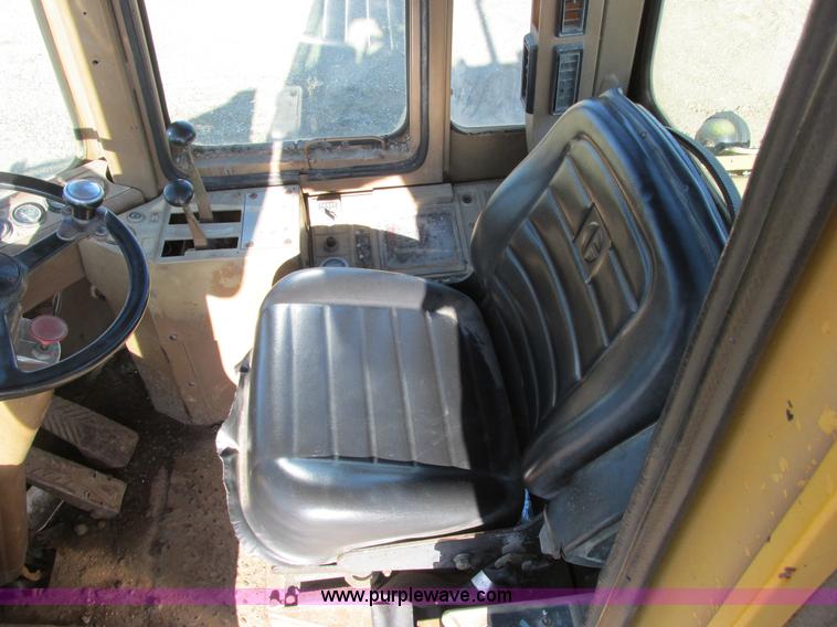 image for item A8528 1985 Caterpillar 926 Payloader wheel loader