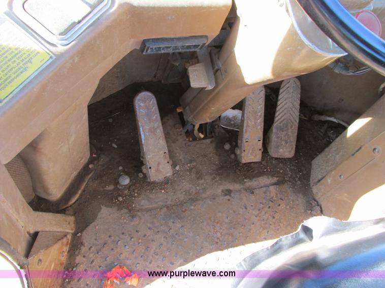 image for item A8528 1985 Caterpillar 926 Payloader wheel loader