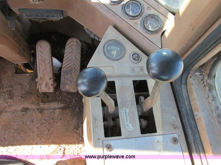 image for item A8528 1985 Caterpillar 926 Payloader wheel loader