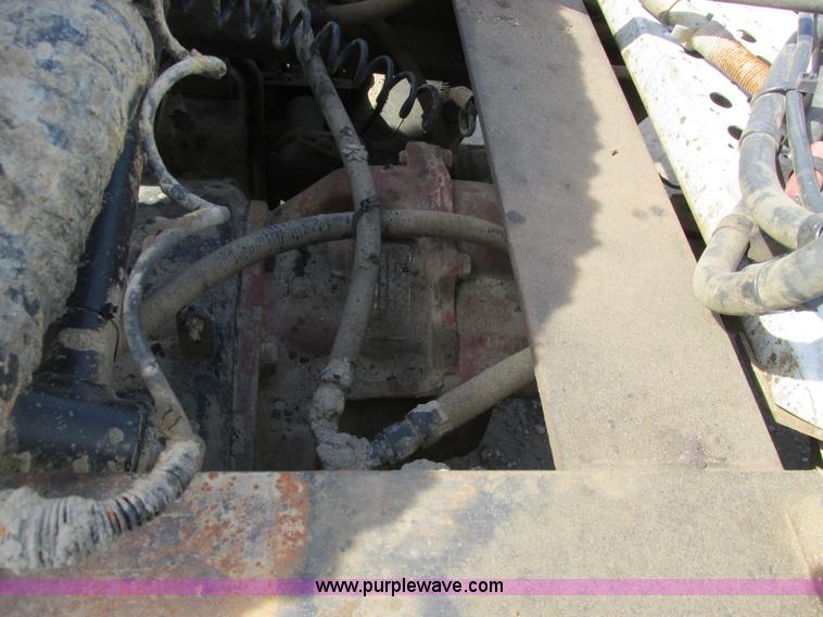 image for item A8531 1996 Freightliner FLD120 semi truck