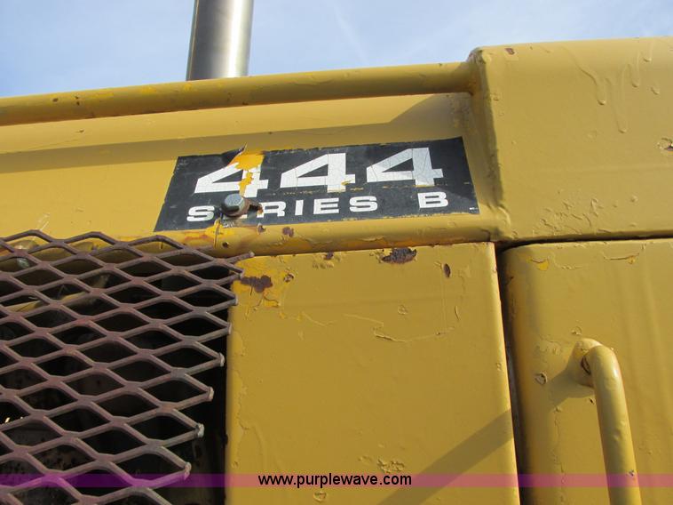 image for item A8532 International 444B elevating scraper