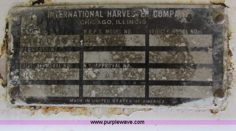 image for item A8532 International 444B elevating scraper