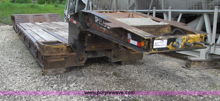 image for item D7370 1991 Trail King TK100HDG-493 triple axle lowboy trailer