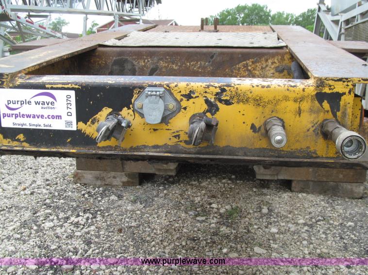 image for item D7370 1991 Trail King TK100HDG-493 triple axle lowboy trailer