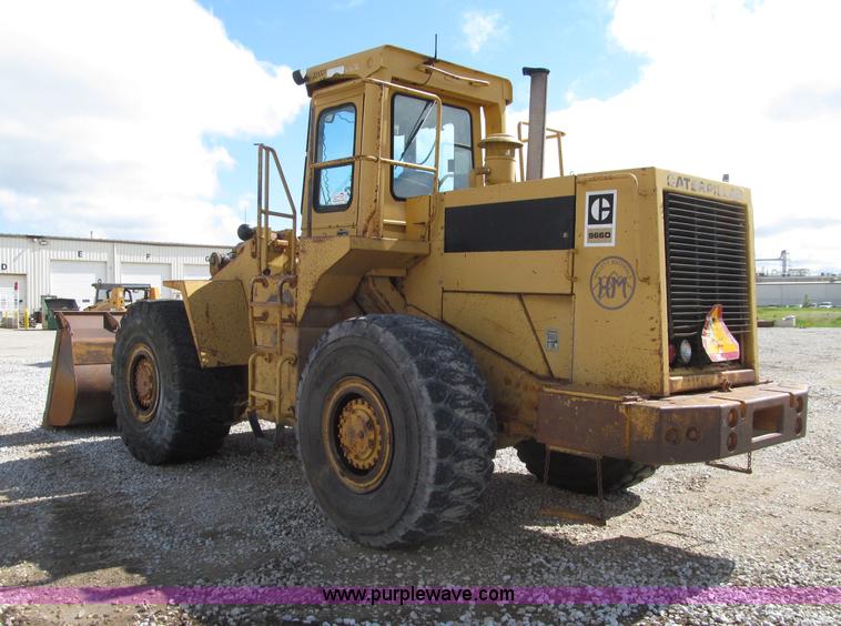 image for item D7371 1981 Caterpillar 966D wheel loader