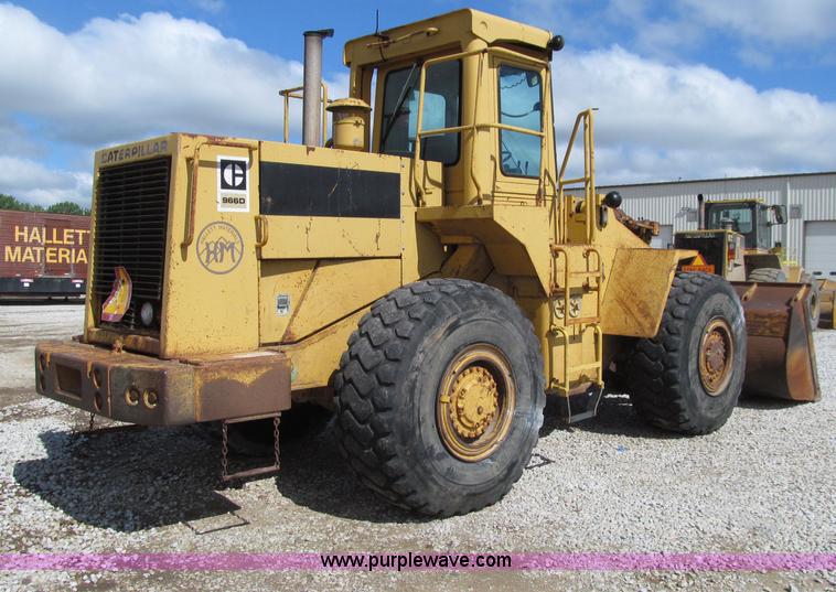 image for item D7371 1981 Caterpillar 966D wheel loader